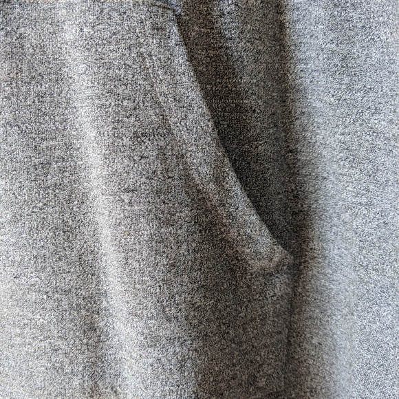 Closet clear out price 1 day only! Sundry Dream Big Hoodie - Picture 8 of 8